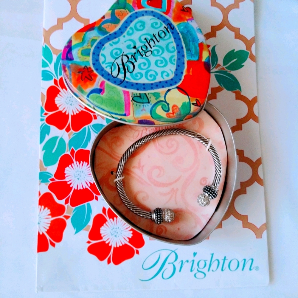 Brighton cuff Swarovski Crystal